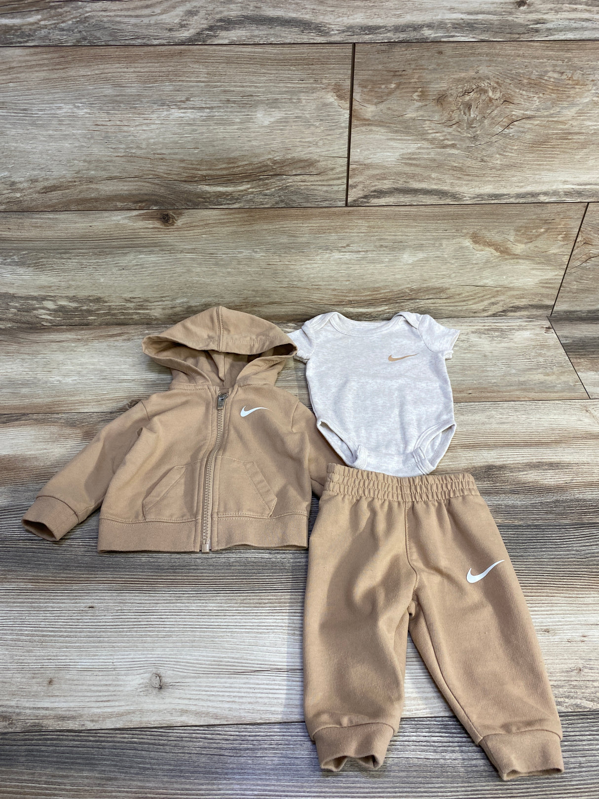 Nike 3pc Full Zip Hoodie & Bodysuit Set Brown sz 3m