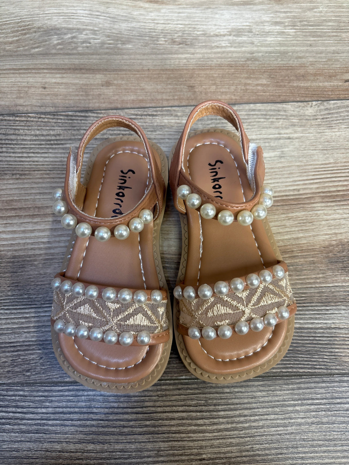 NWOT Sinkorrdee Pearl Sandals Beige sz 7c