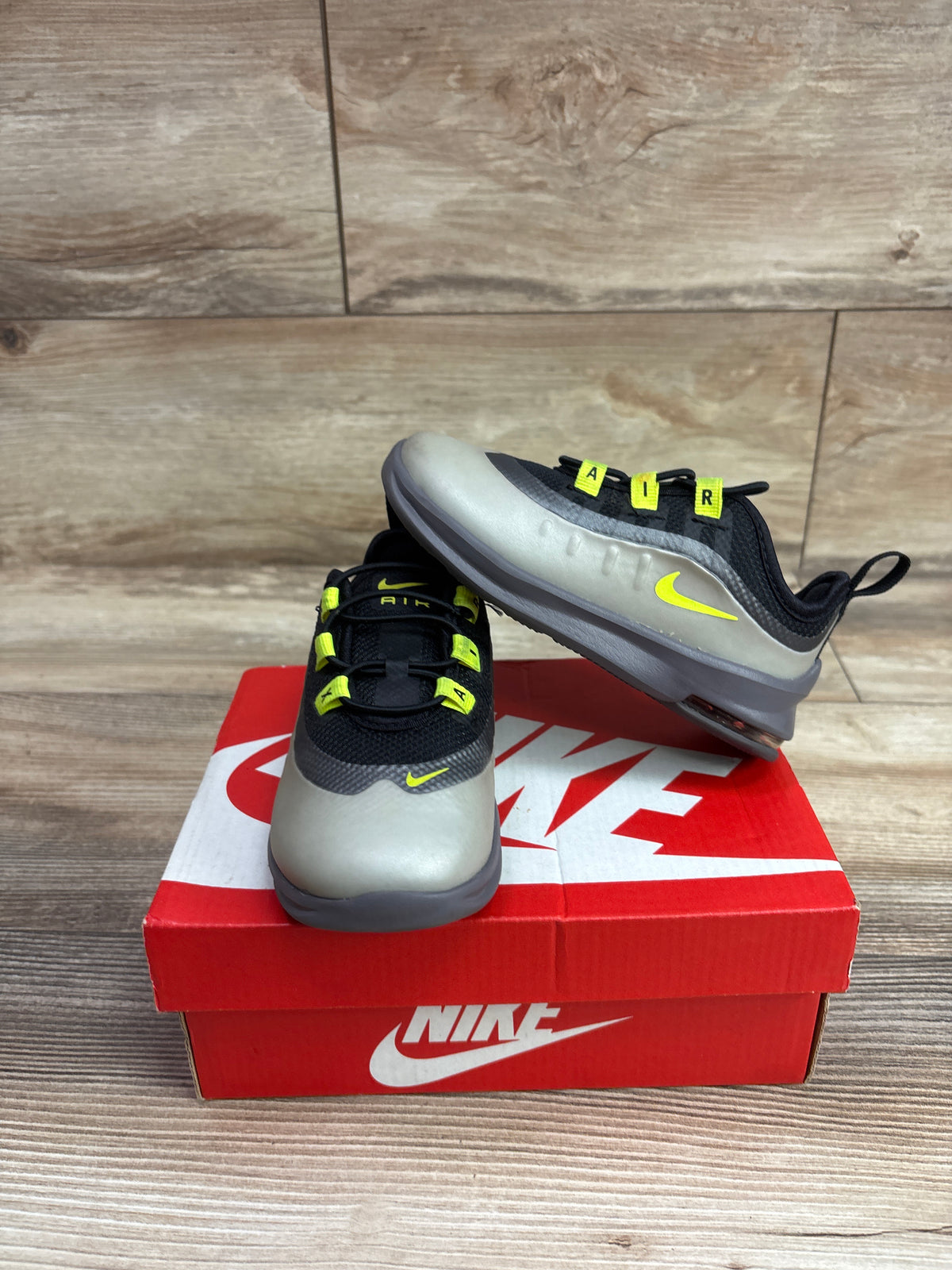Nike Air Max Axis TD 'Black Volt' Sneakers sz 8c