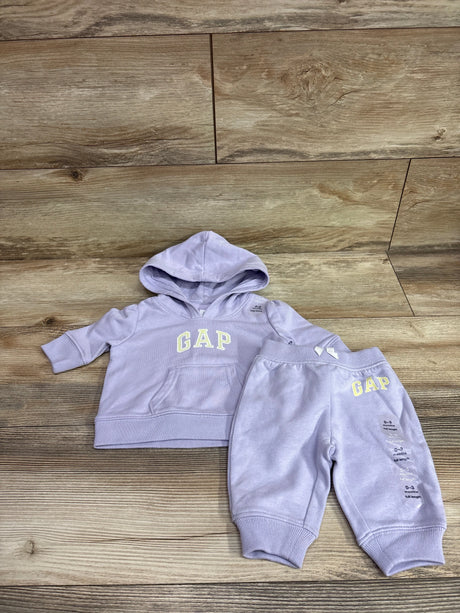 New Baby Gap 2-piece lilac hooded jacket and joggers set for size 0-3 months.