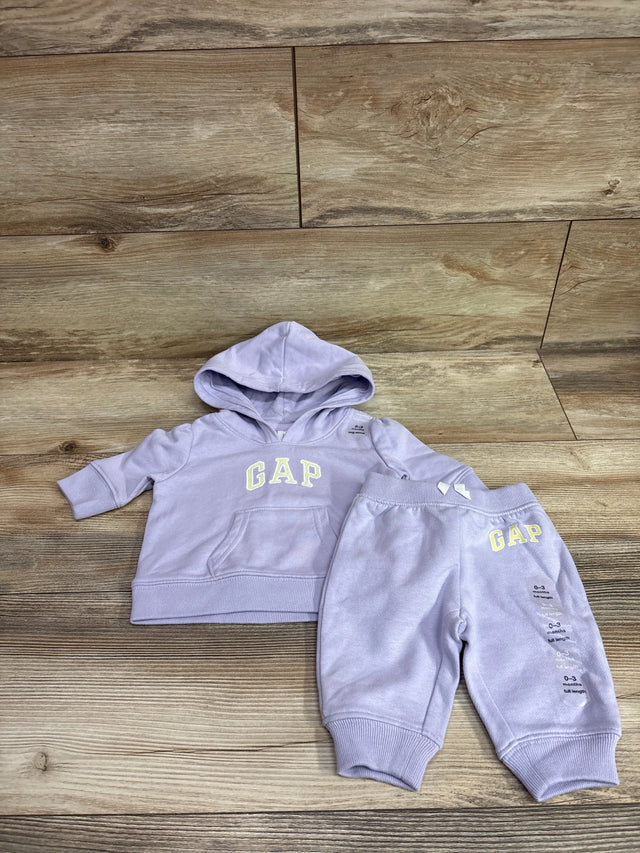 New Baby Gap 2-piece lilac hooded jacket and joggers set for size 0-3 months.