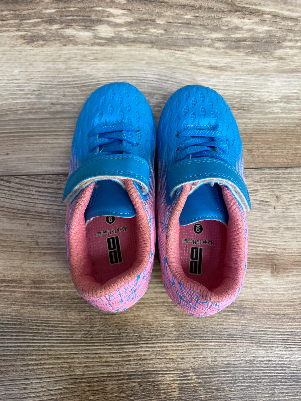 Brooman Kids Firm Ground Soccer Cleats Pink sz 9c - Me n Mommy To Be
