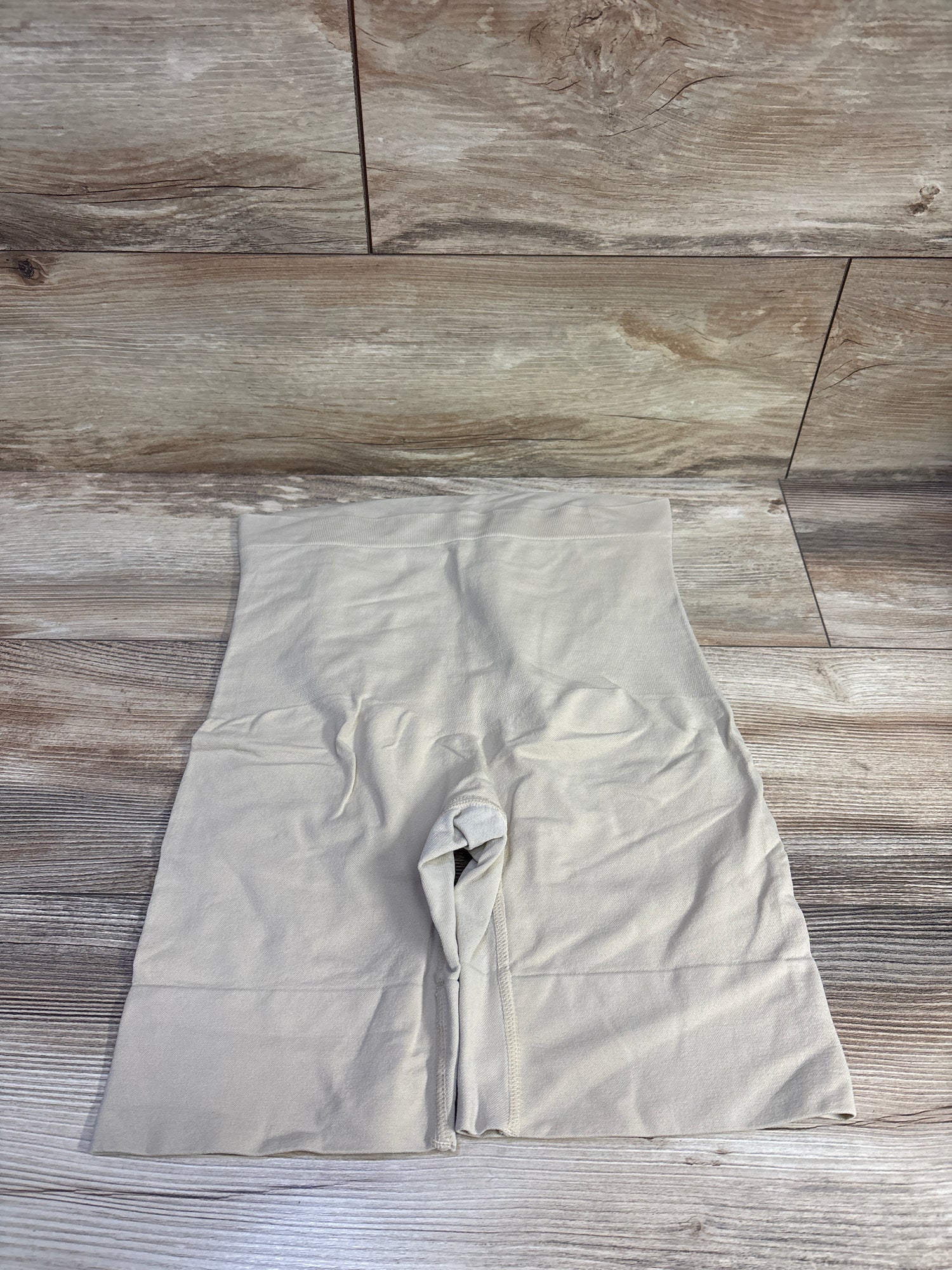 Leggings Depot Seamless Maternity Shapewear Shorts Beige sz Medium/Large