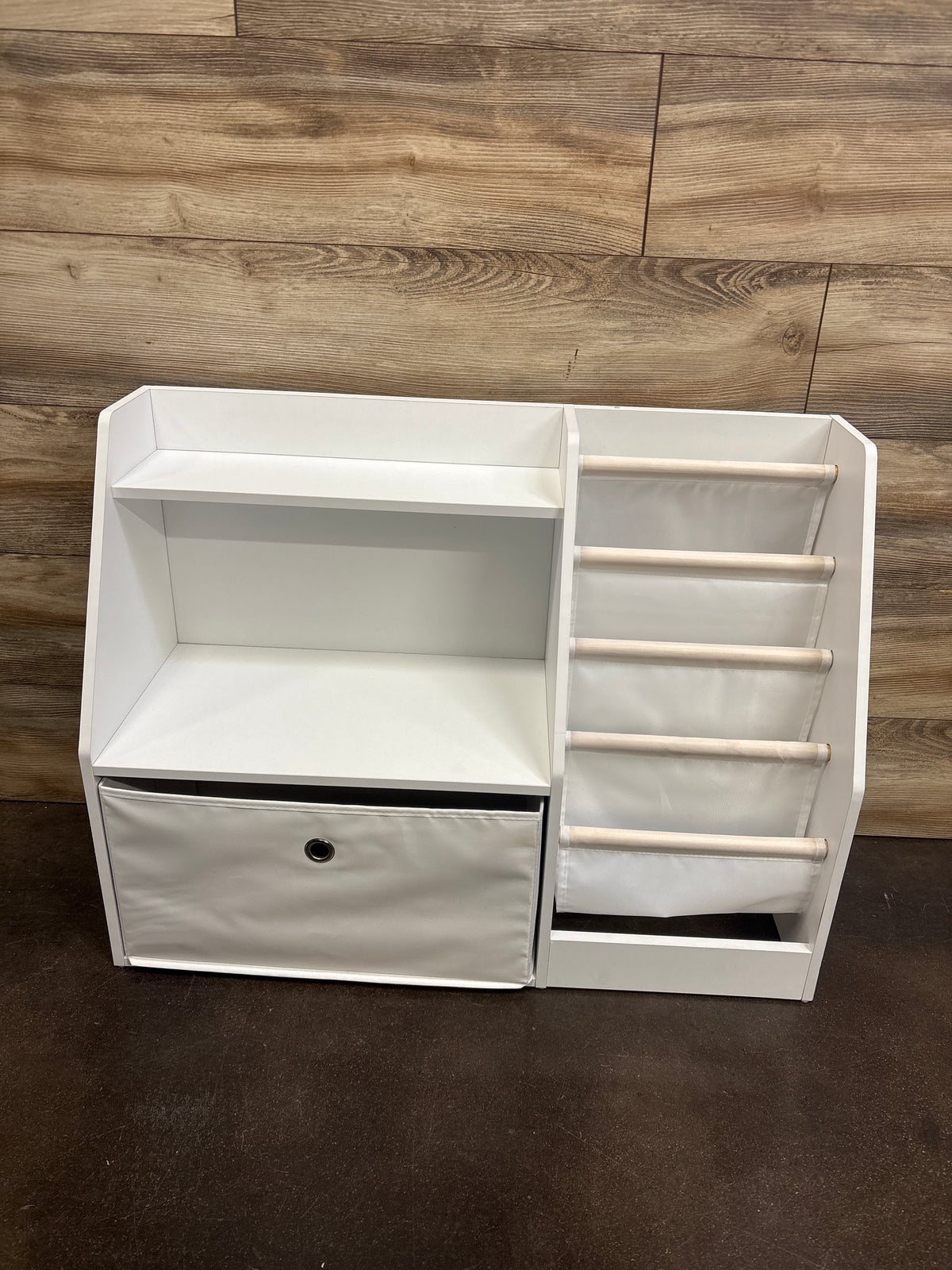 DD Nursery Book Storage Organizer, White