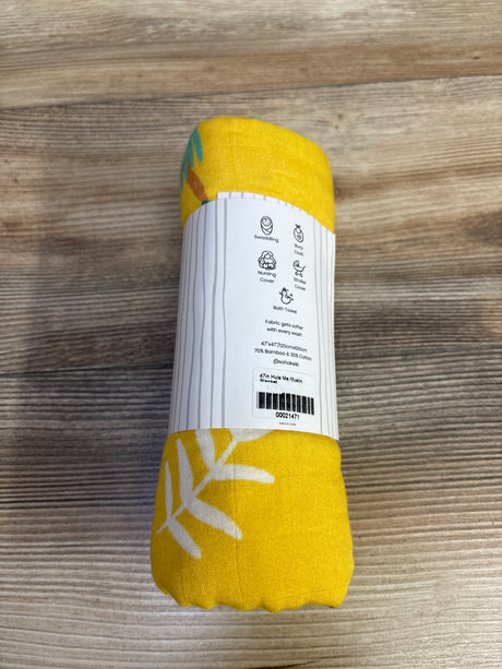 NEW SoHa 47" Hula Me Muslin Blanket - Me n Mommy To Be