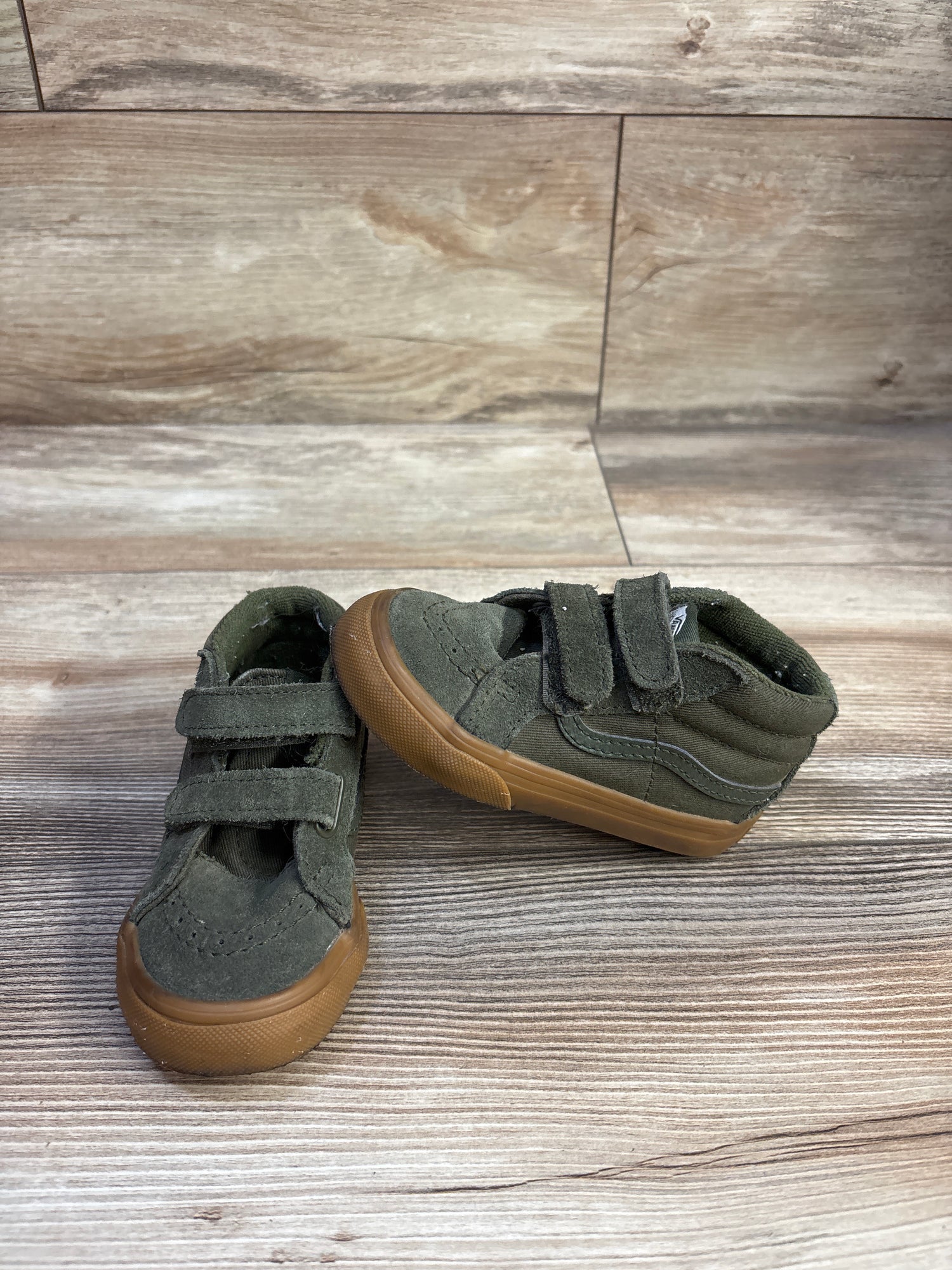 Vans SK8-Mid V Green Sneakers sz 6.5c