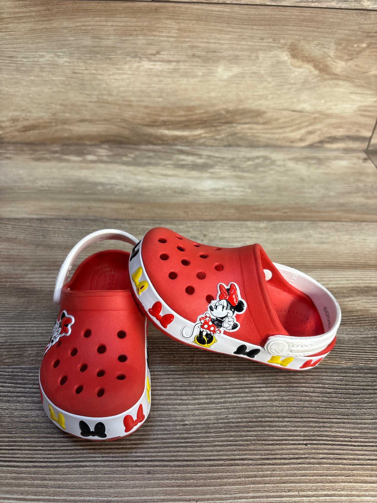 Crocs Minnie Mouse Clogs Red sz 8c