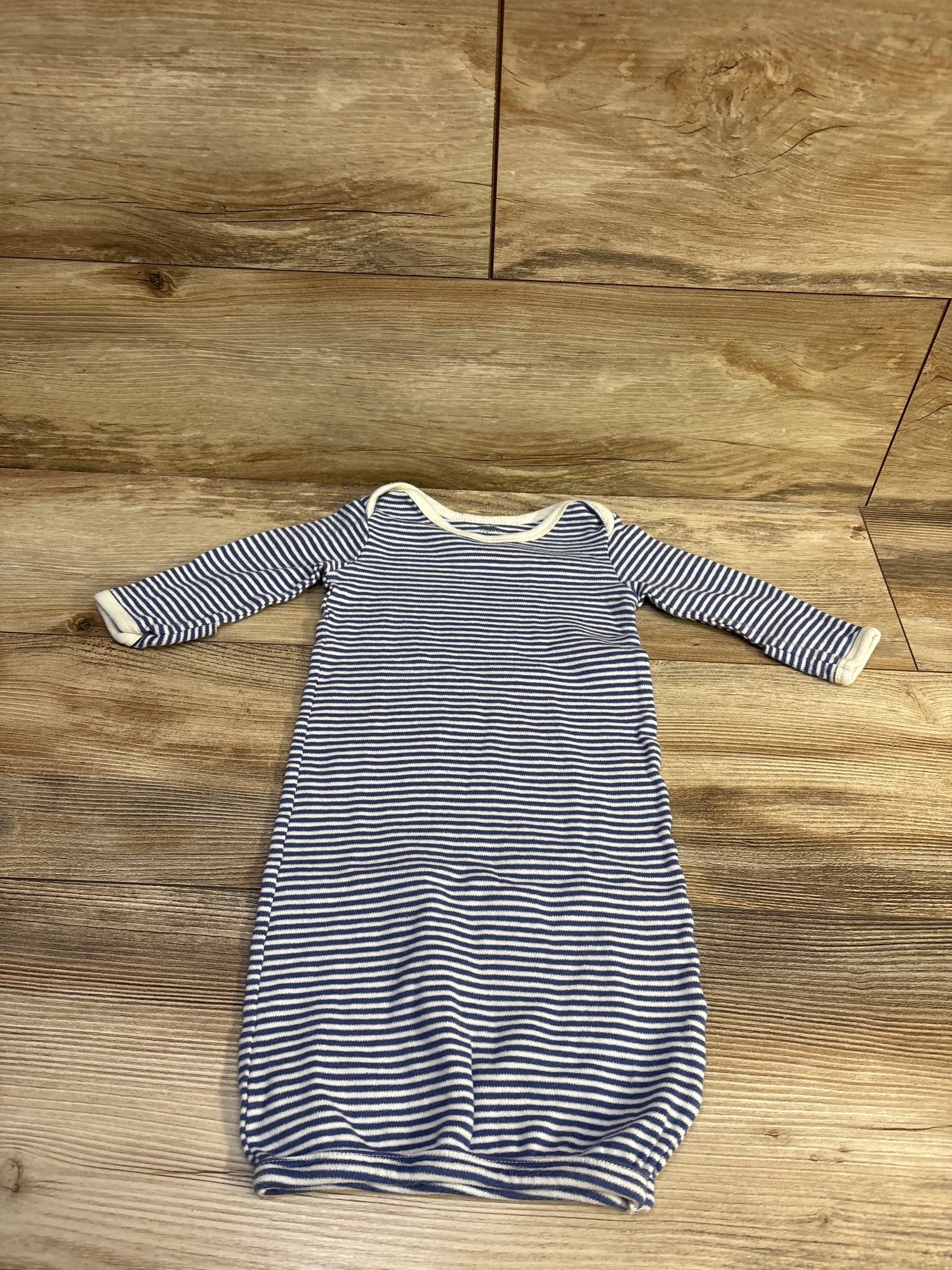 Touched By Nature Striped Sleeper Gown Navy sz 0-6m