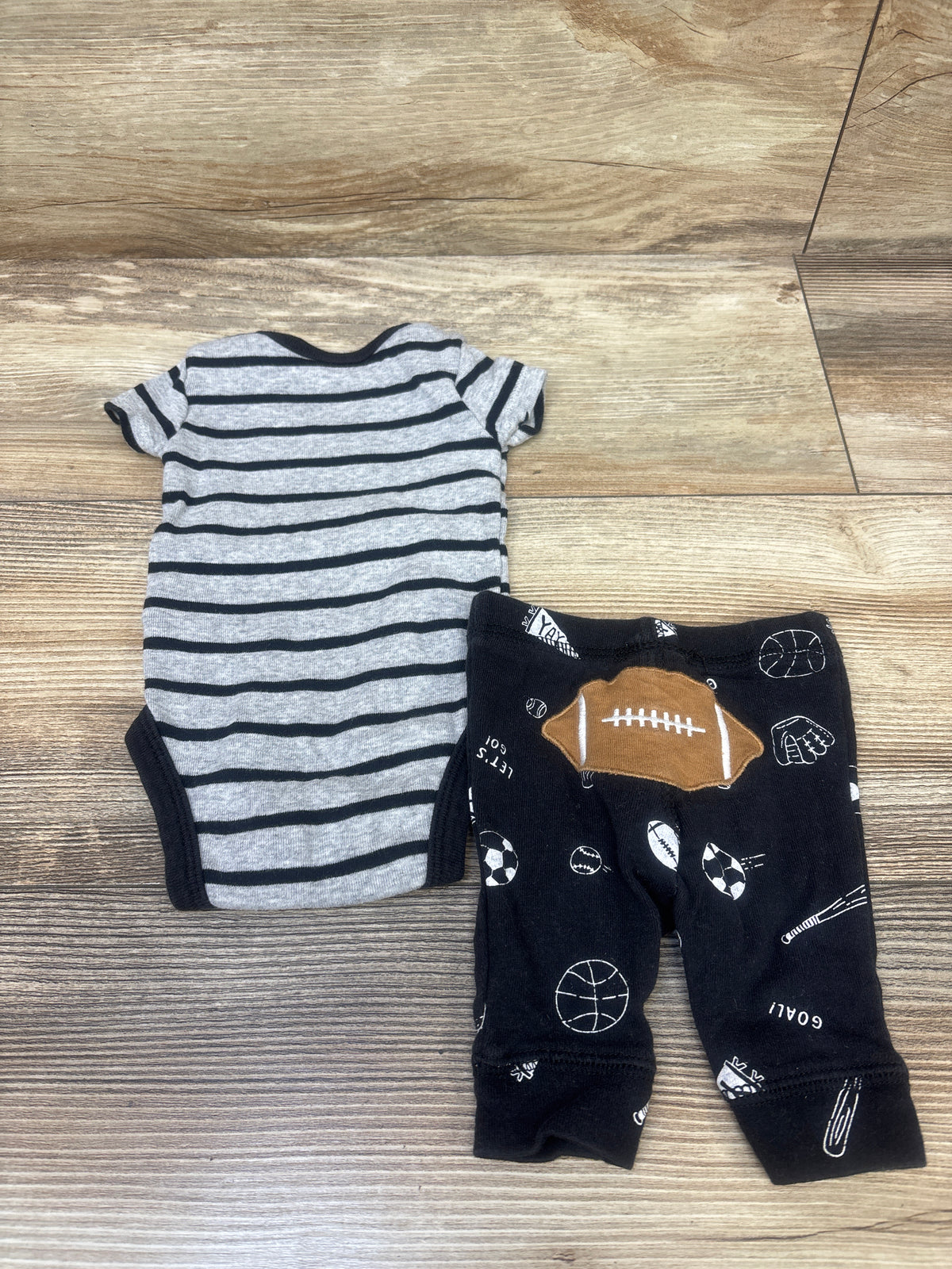 Carter's 2pc Sports Bodysuit & Pants Set Grey sz Newborn