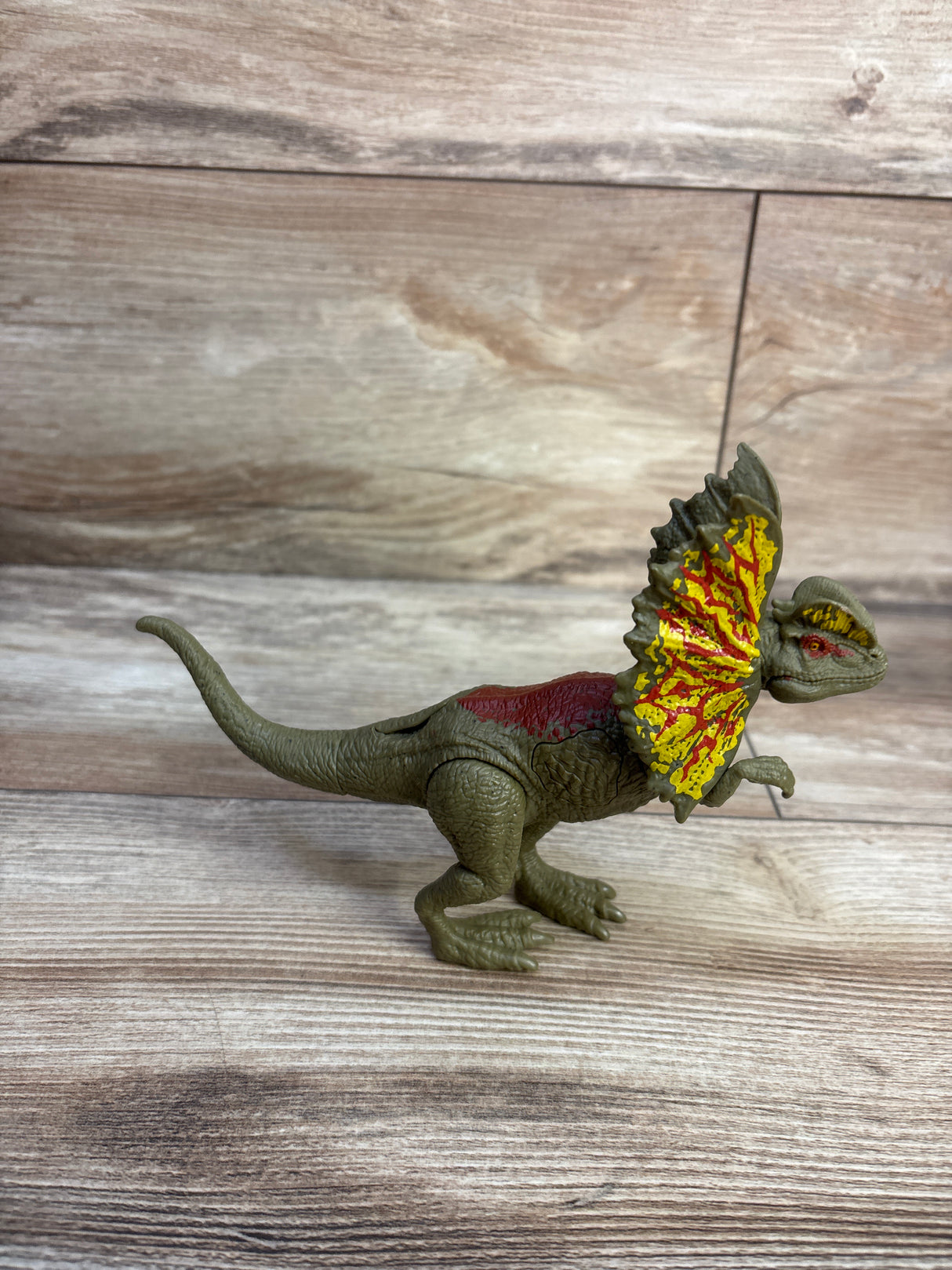 Jurassic World Park Epic Attack Dilophosaurus