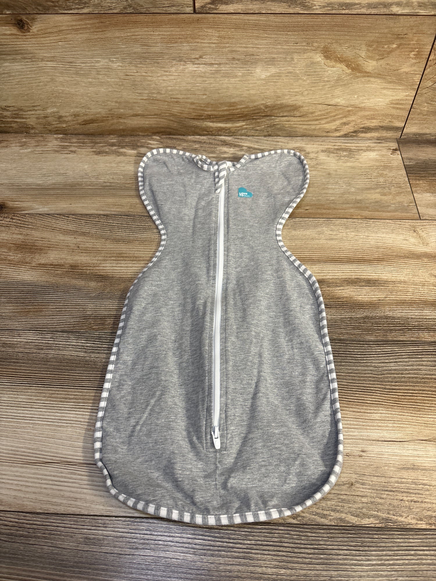 Love To Dream Swaddle Up Original Grey sz Small/Newborn
