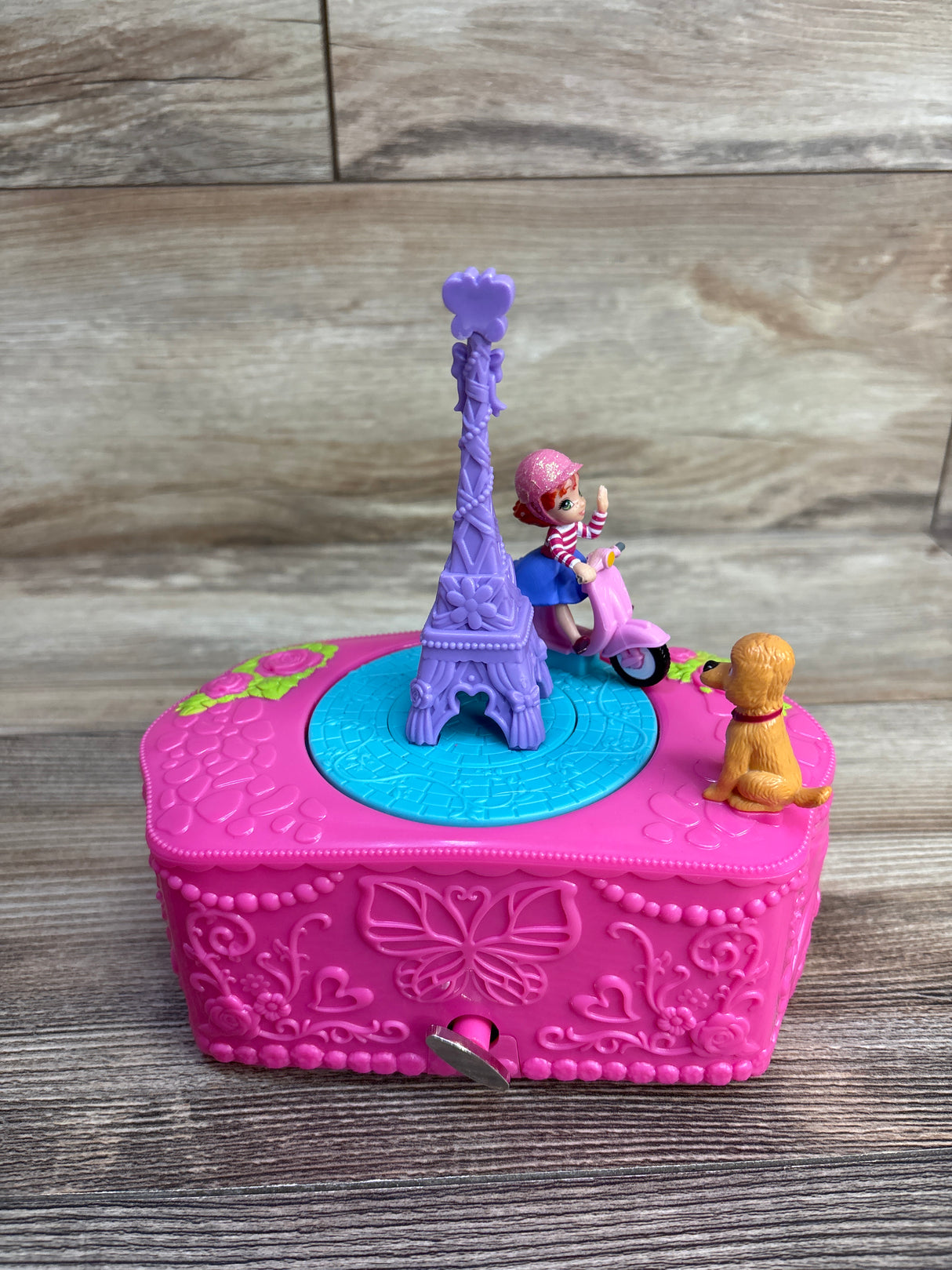 Disney Junior Fancy Nancy Ooh La La Musical Jewelry Box