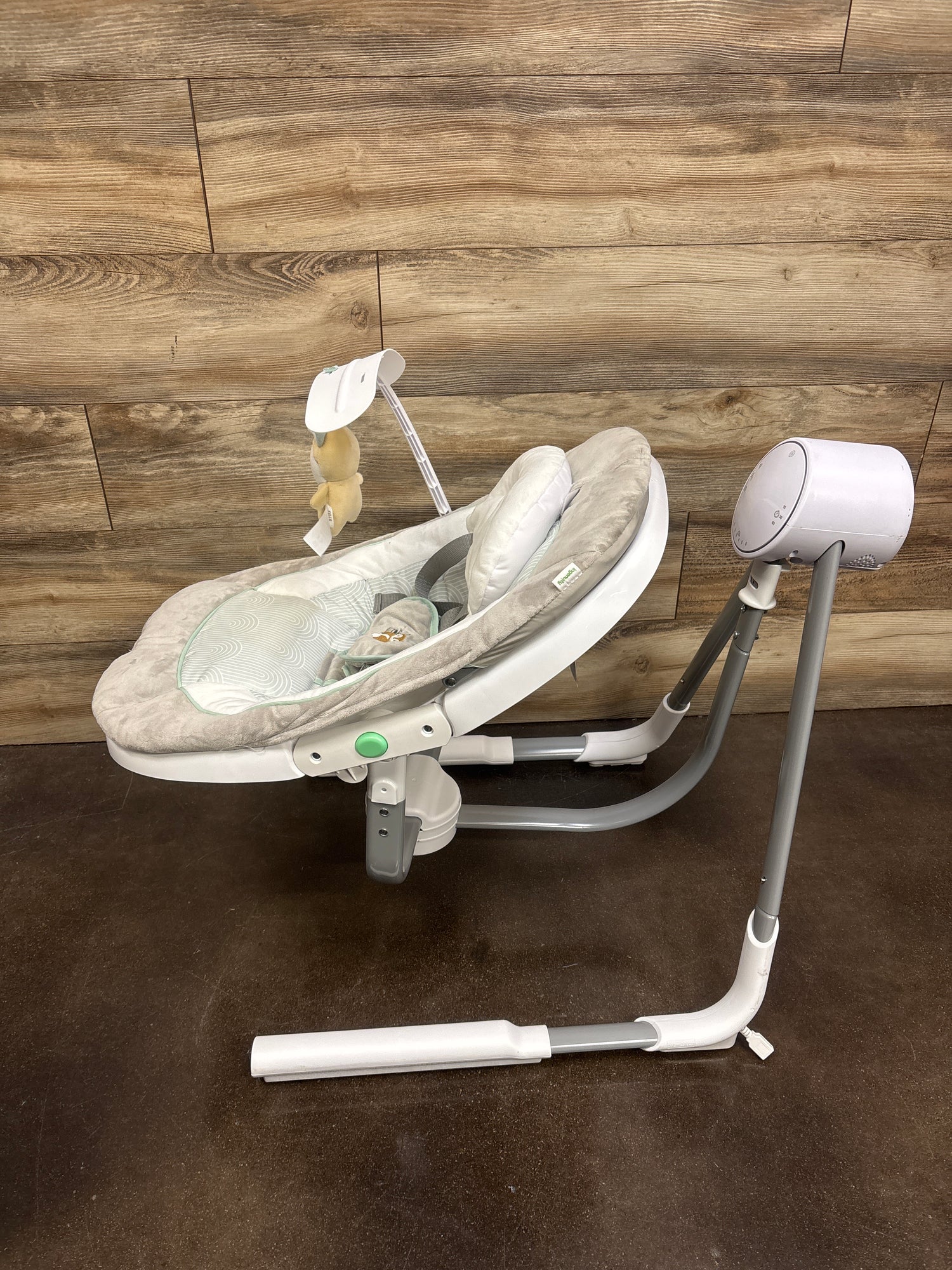 Ingenuity Anyway Sway Portable Foldable Baby Swing in Ray