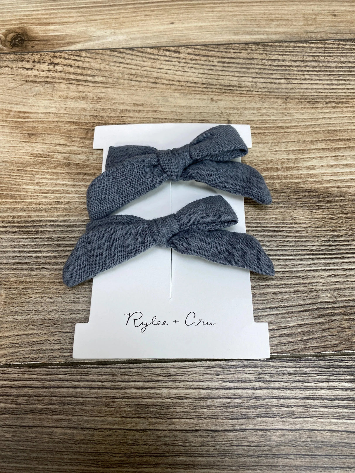 NEW Rylee + Cru Bows Set of 2, Laurel