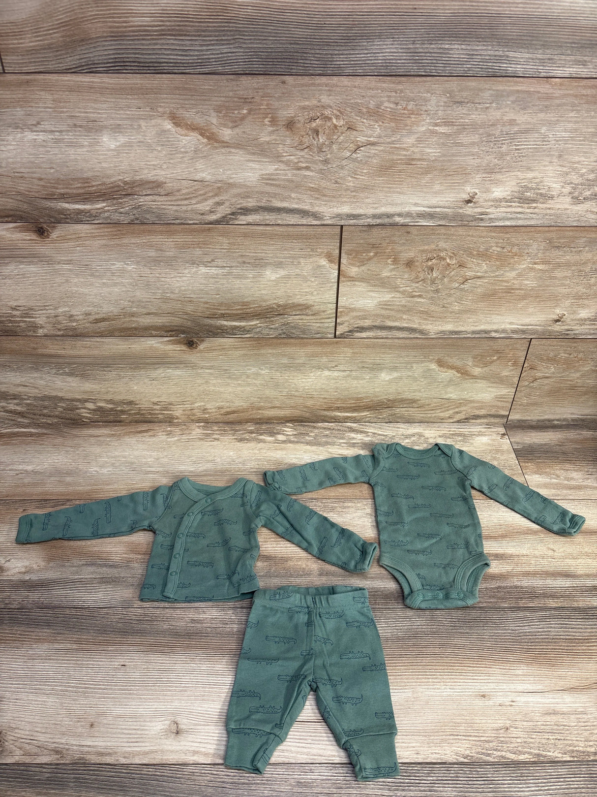 Just One You 3pc Crocodile Bodysuit Set Green sz Newborn