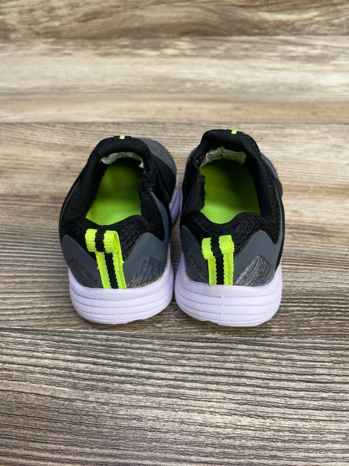 Wonder Nation Casual Slip-On Sneakers Grey sz 2c