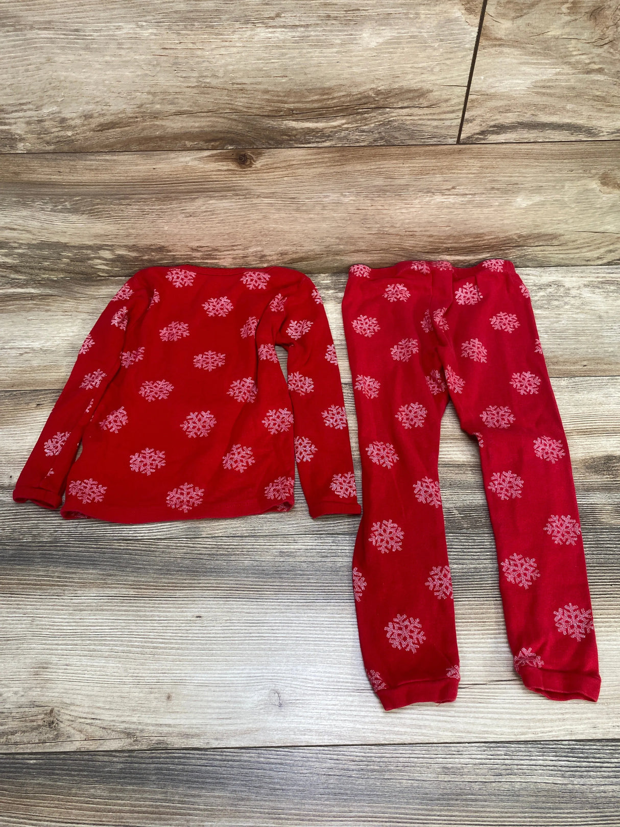 Just One You 2pc Santa Snowflake Pajama Set Red sz 4T - Me n Mommy To Be
