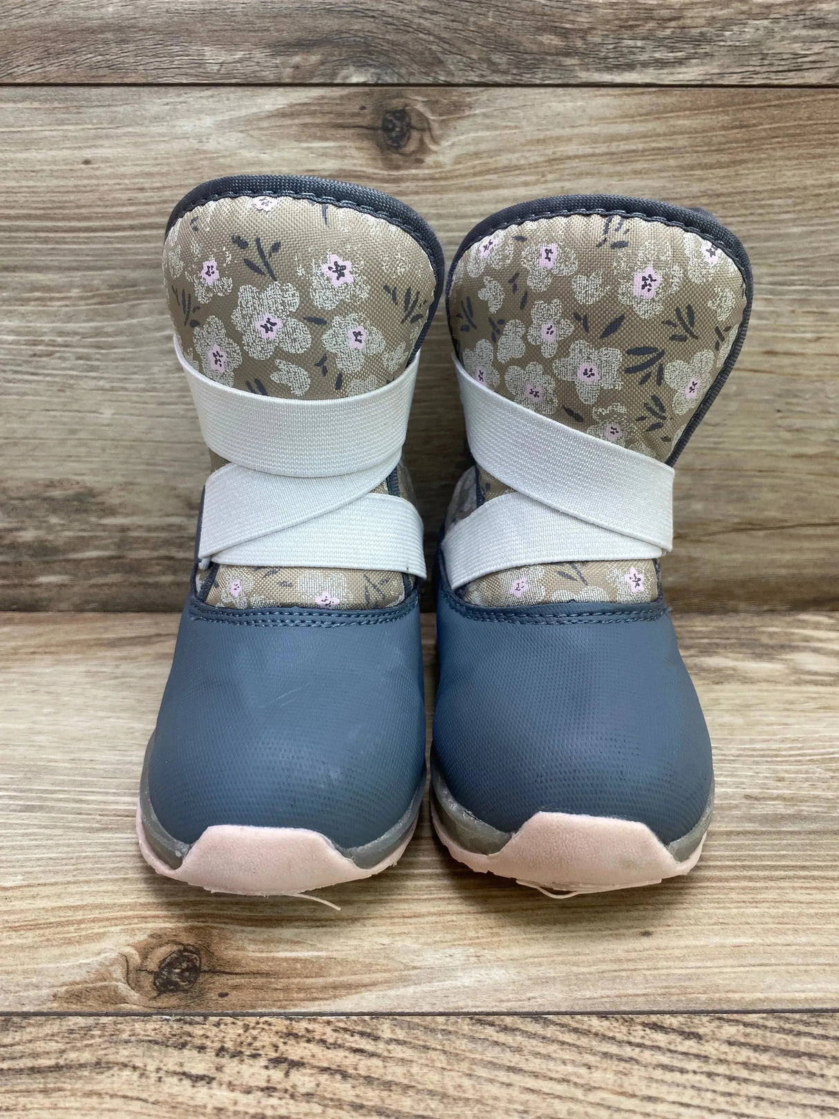 Carter's Light Up Snow Boots Grey sz 7c