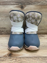 Carter's Light Up Snow Boots Grey sz 7c