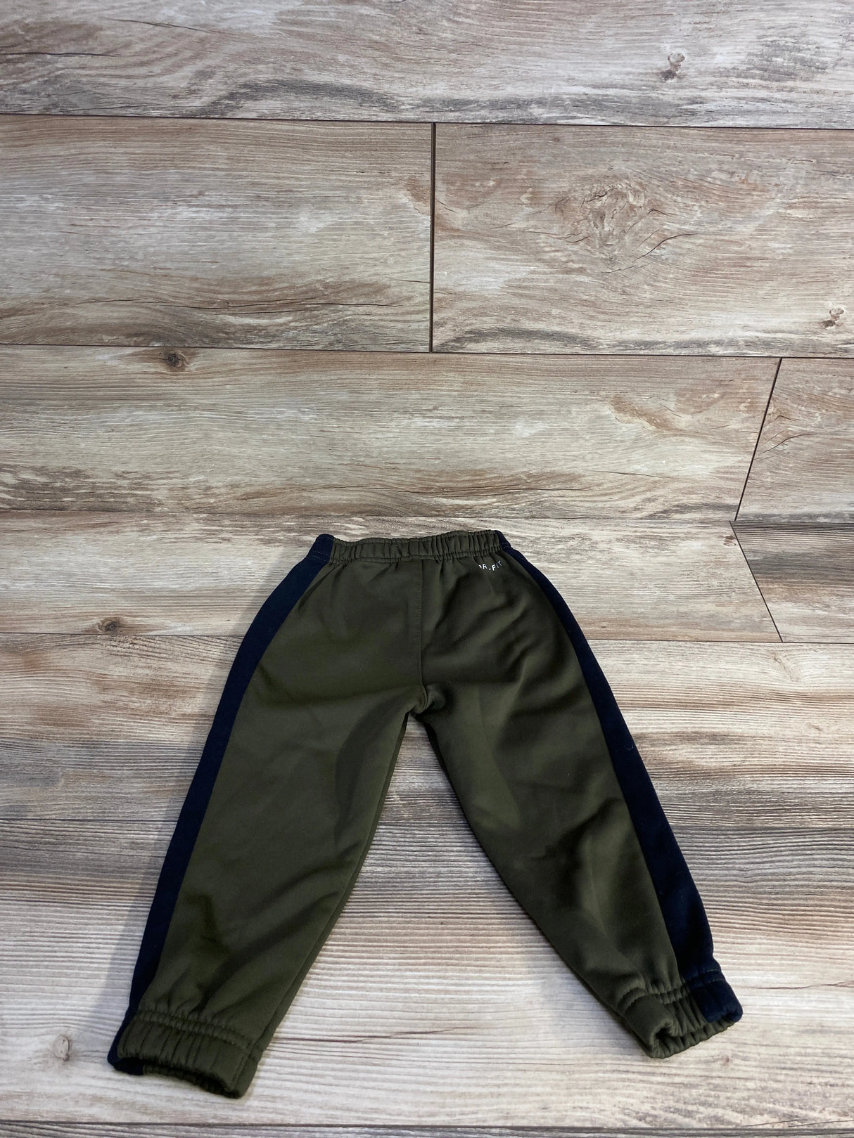 Nike Dri-Fit Pull On Pants Green sz 24m
