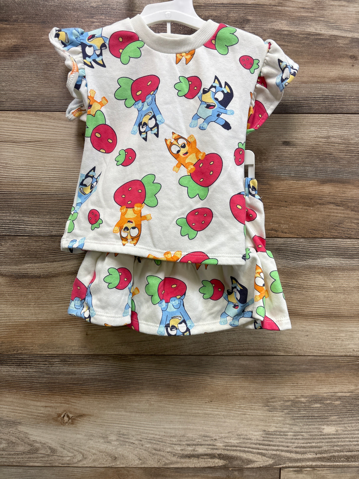 NEW Bluey 2pc Bluey Strawberry Top & Skort Set White sz 18m