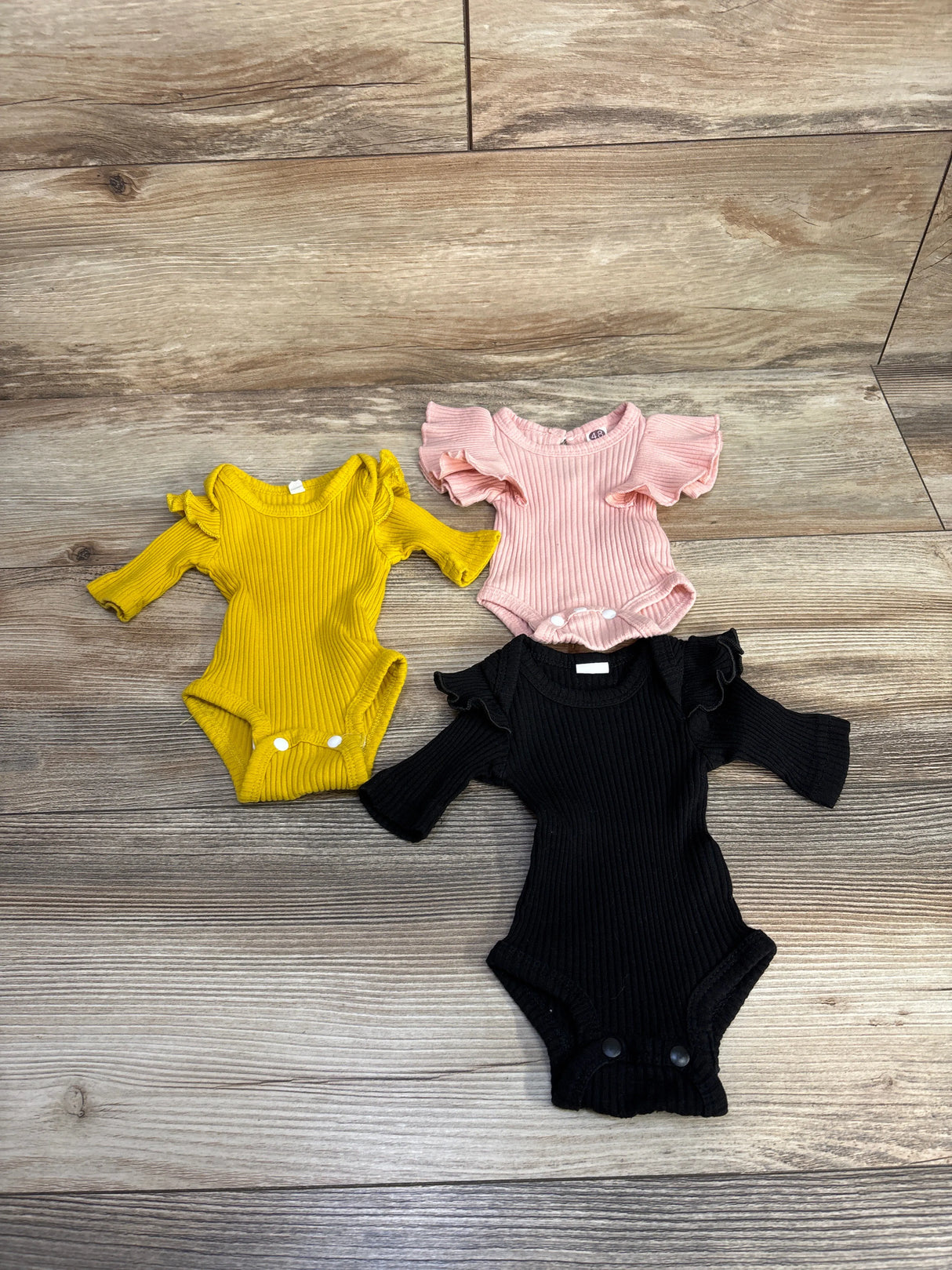 3pc Ribbed Ruffled Long Sleeve Bodysuits Pink sz Preemie