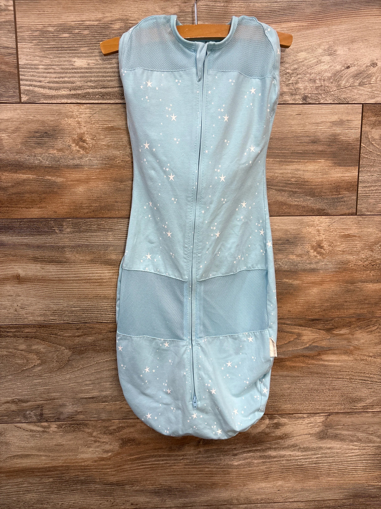 Happiest Baby Sleepea 5-Second Swaddle in Sky Stars sz 26-33lbs - Me n Mommy To Be