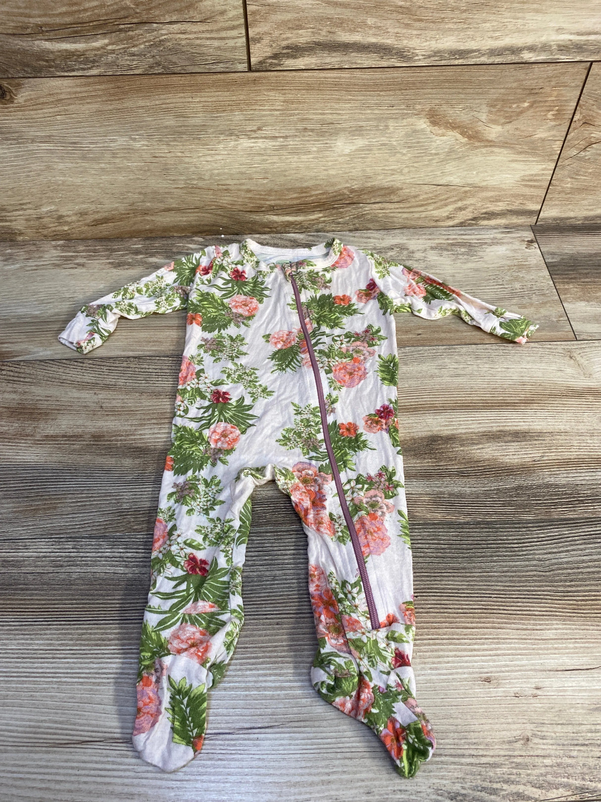 Baby Grey Floral Sleeper Green sz 0-3m
