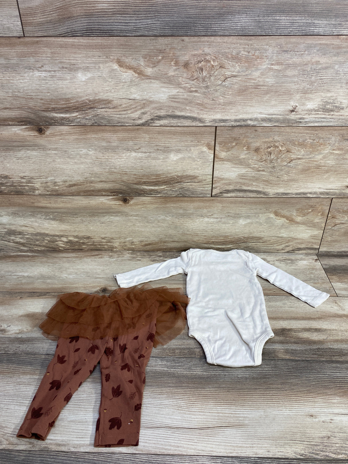 Just One You 2pc Full Of Thanks Bodysuit & Skeggings Set Cream sz 9m