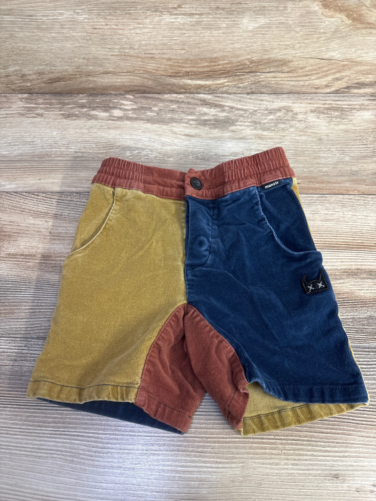 Munster Corduroy Shorts Rust sz 4T