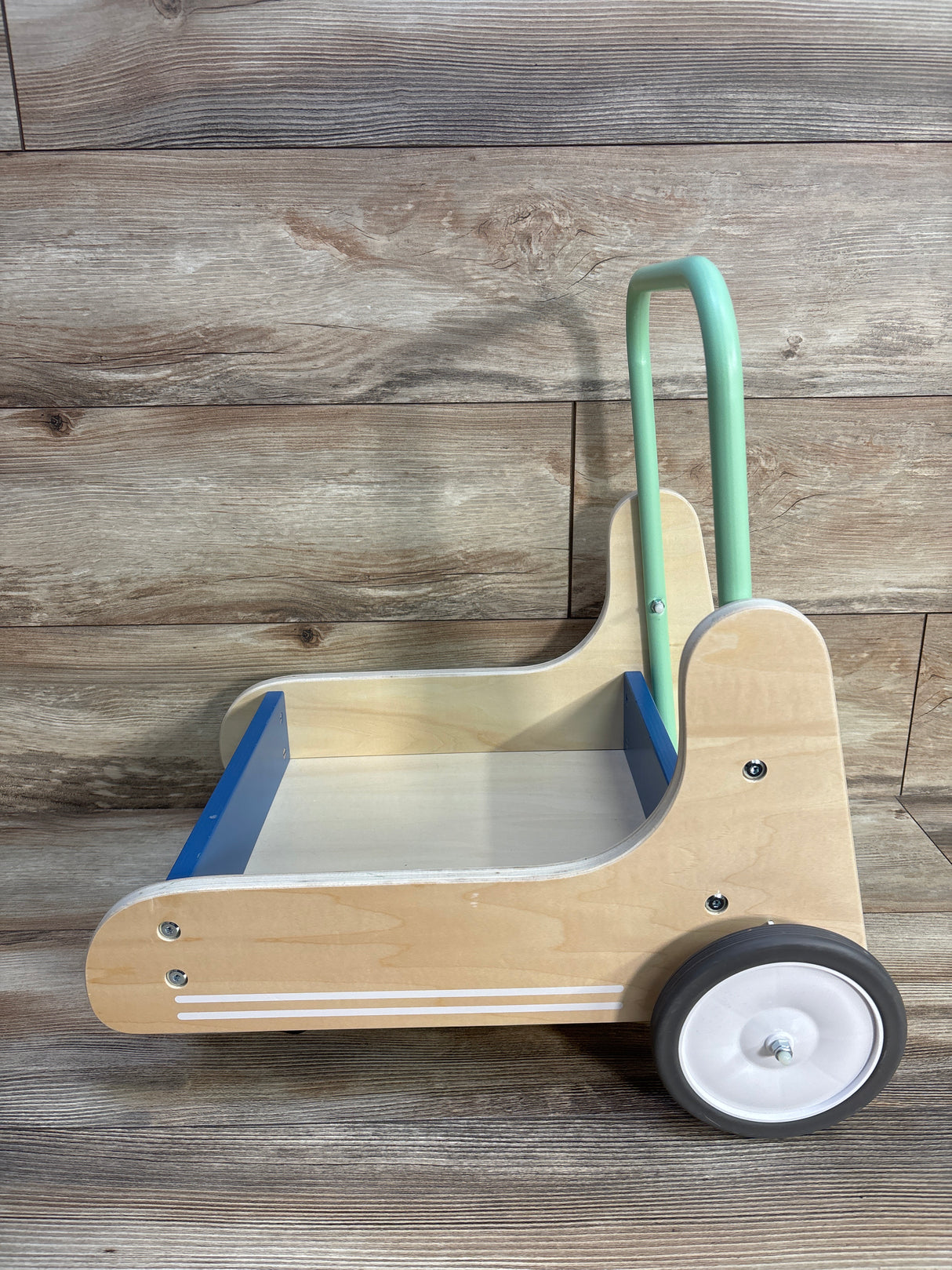 KiwiCo Push-and-Go Walker Wagon
