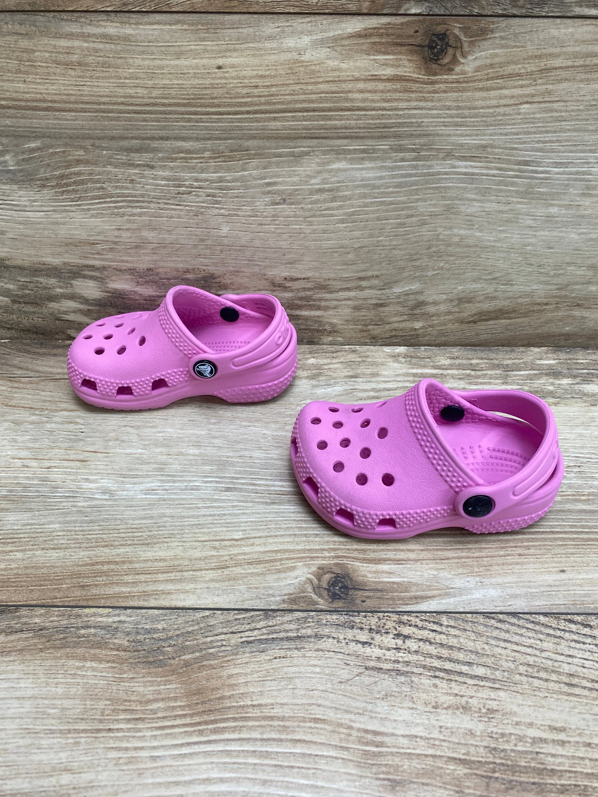 Crocs Classic Clogs Pink Sz 2c/3c