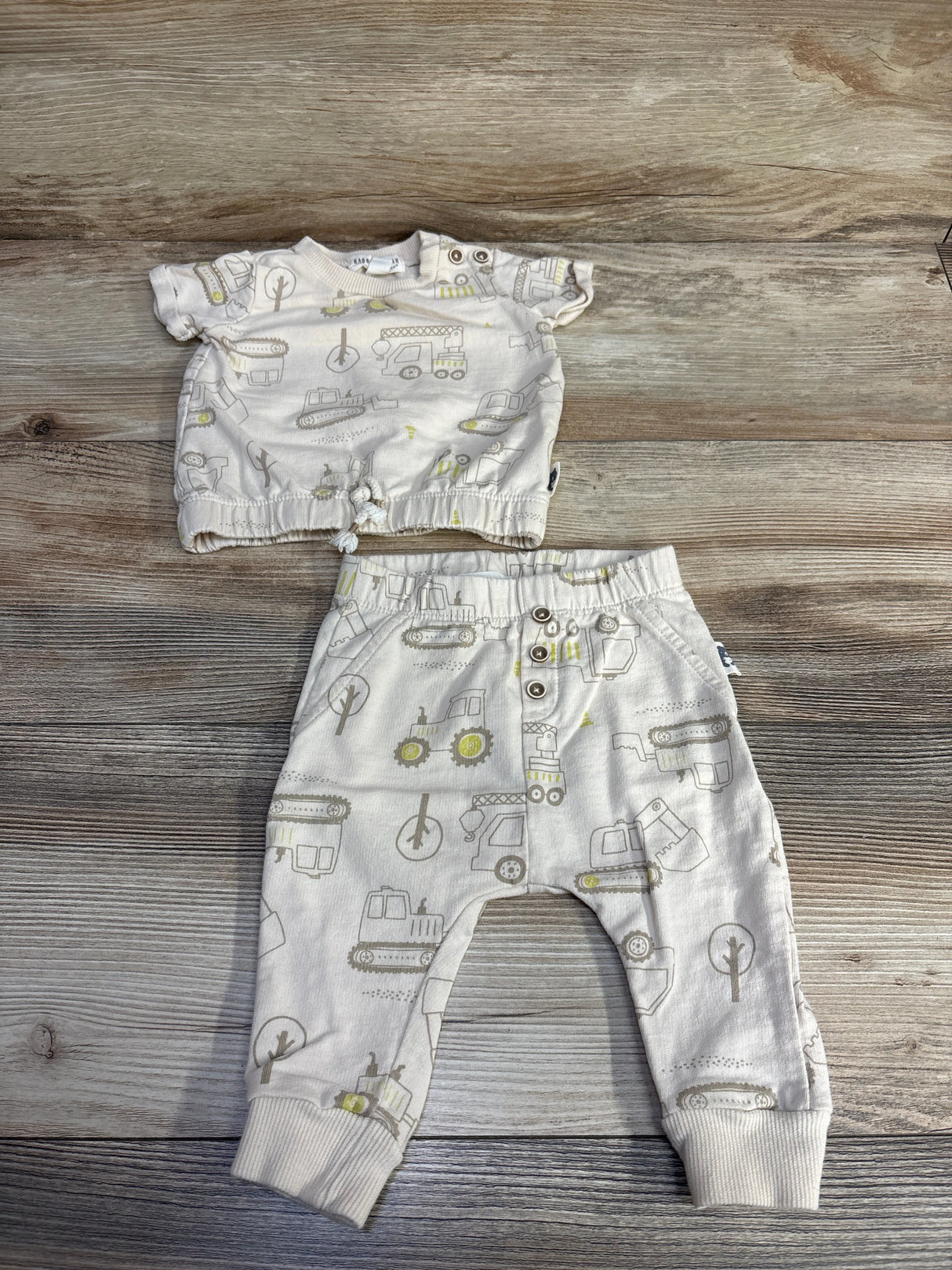 Rabbit + Bear 2pc Construction Shirt & Pants Beige sz 3-6m - Me n Mommy To Be