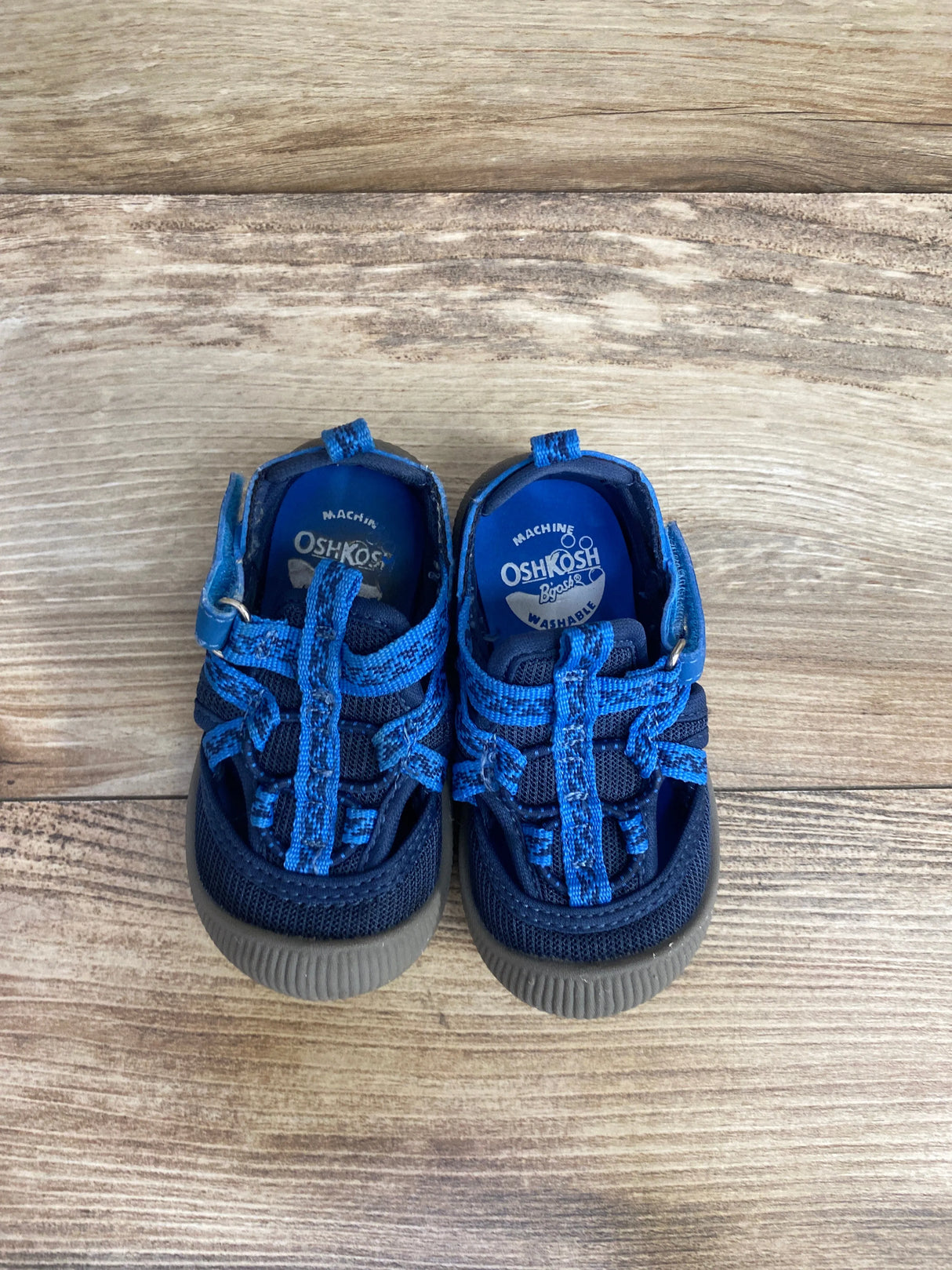 OshKosh Myla Mesh Athletic Bumptoe Sandals Blue sz 5c