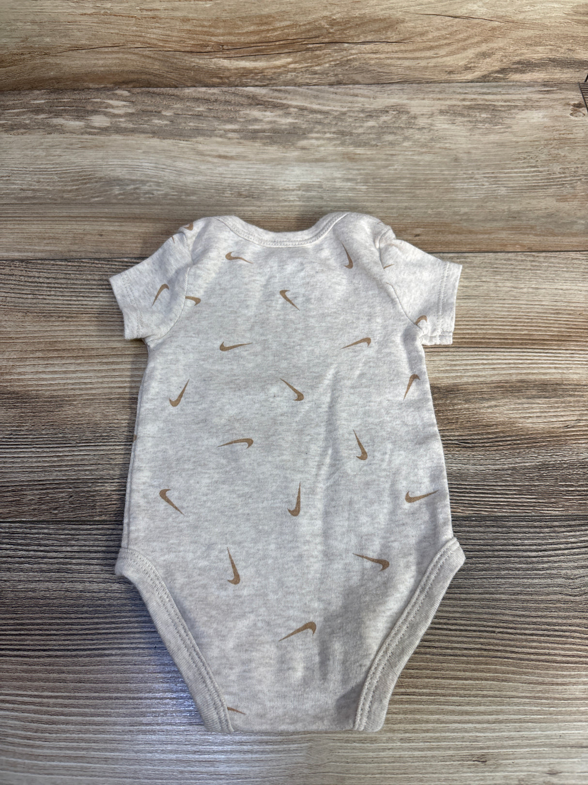 Nike Swoosh Bodysuit Beige sz 3m