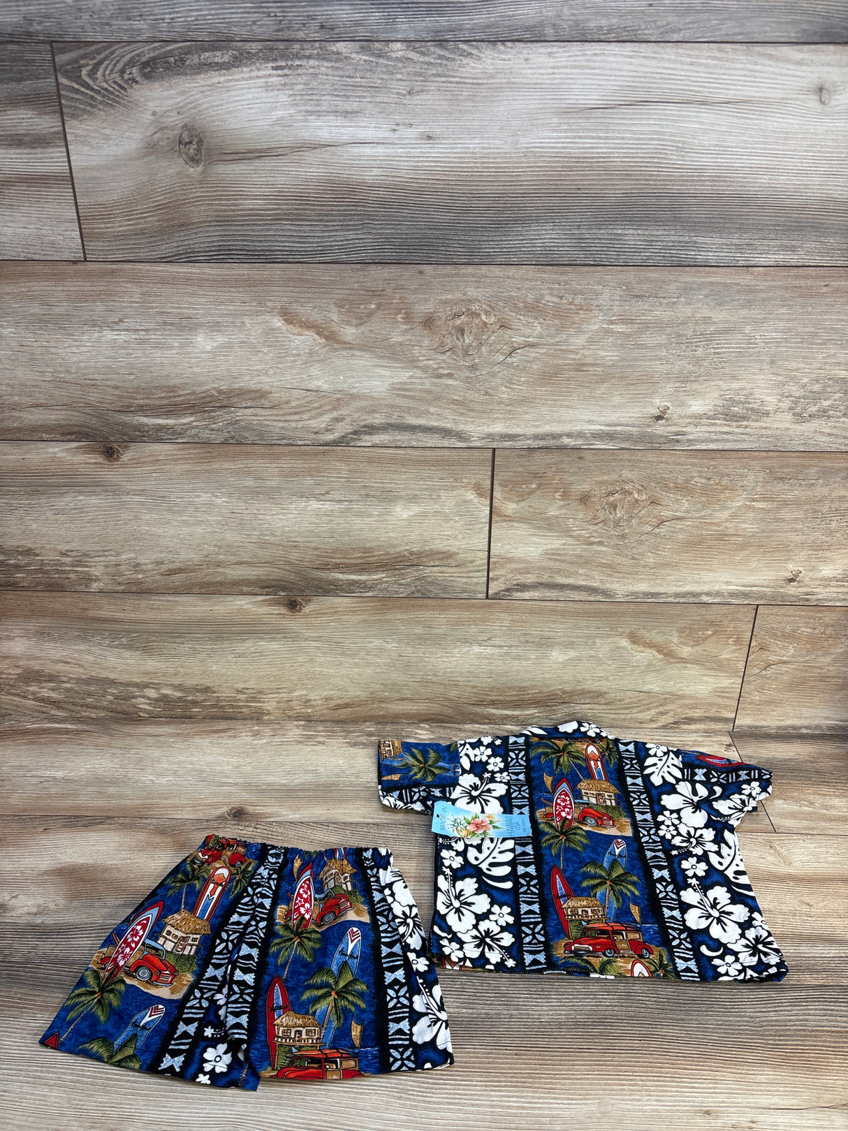 NEW RJC Hawaiian Button Up Shirt Navy sz 24m