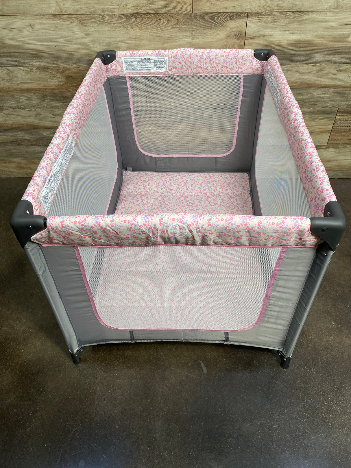 NEW Dream On Me Zodiak Portable Play Yard in Pink and Grey