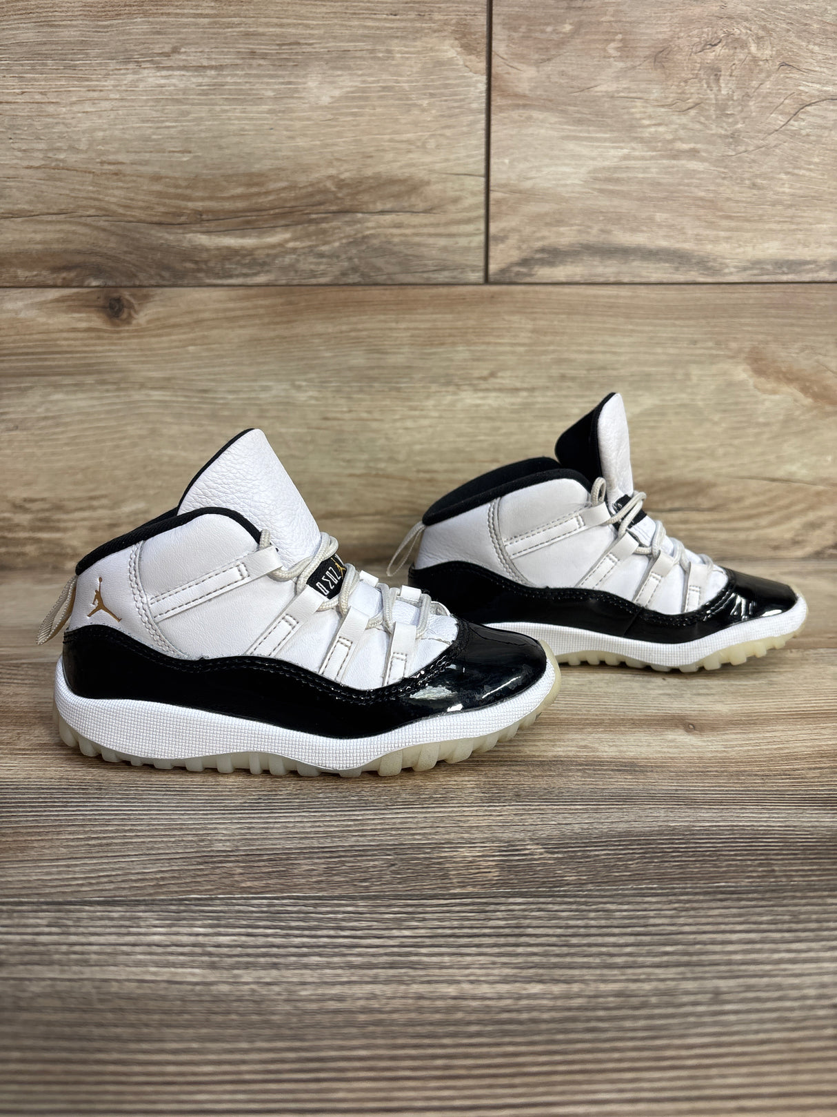 Air Jordan 11 Retro TD 'Gratitude/Defining Moments' Sneakers sz 10c