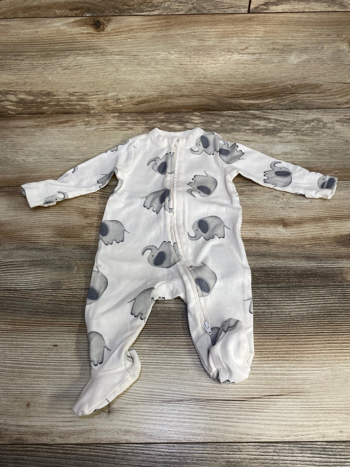Old Navy Elephant Print Sleeper White sz 0-3m