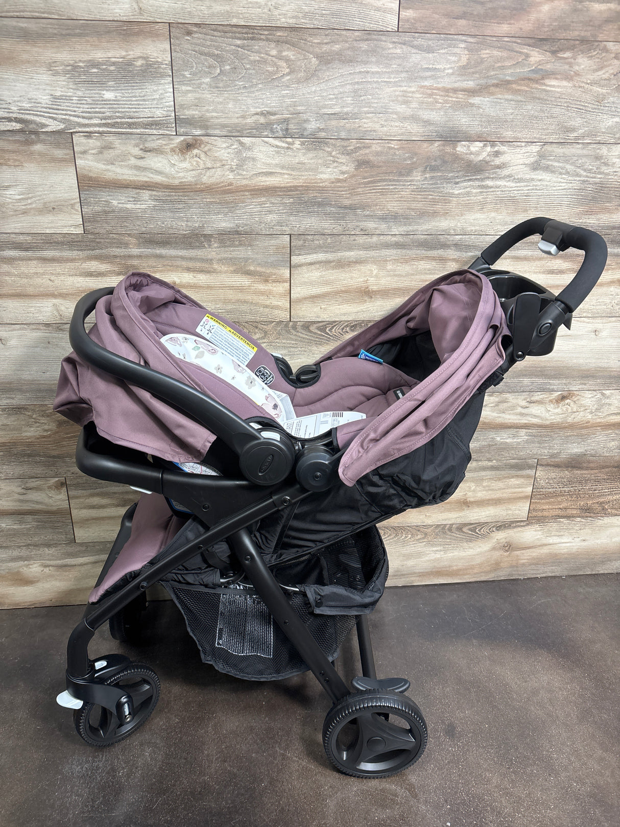 NEW Graco Verb Click Connect Travel System with SnugRide Infant Car Seat in EVA Fashion
