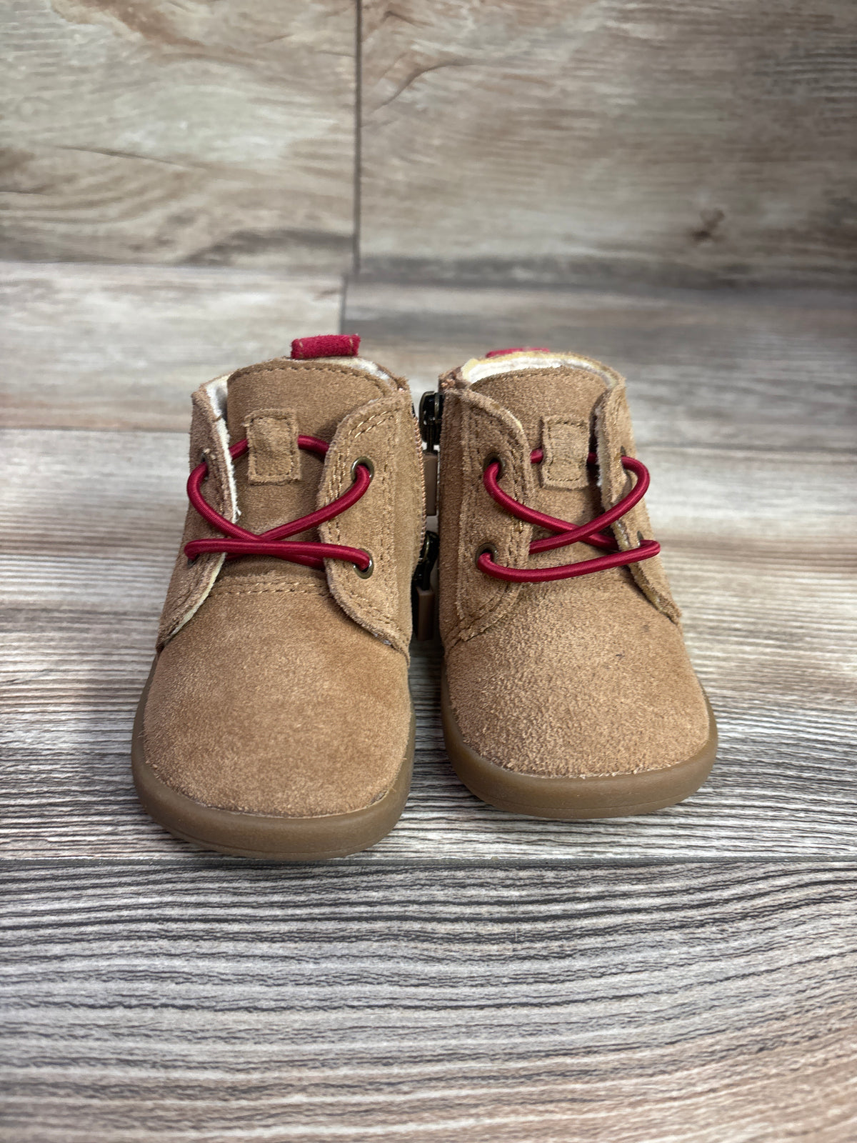 Ugg Kristjan Chukka Boots Chestnut sz 2-3c