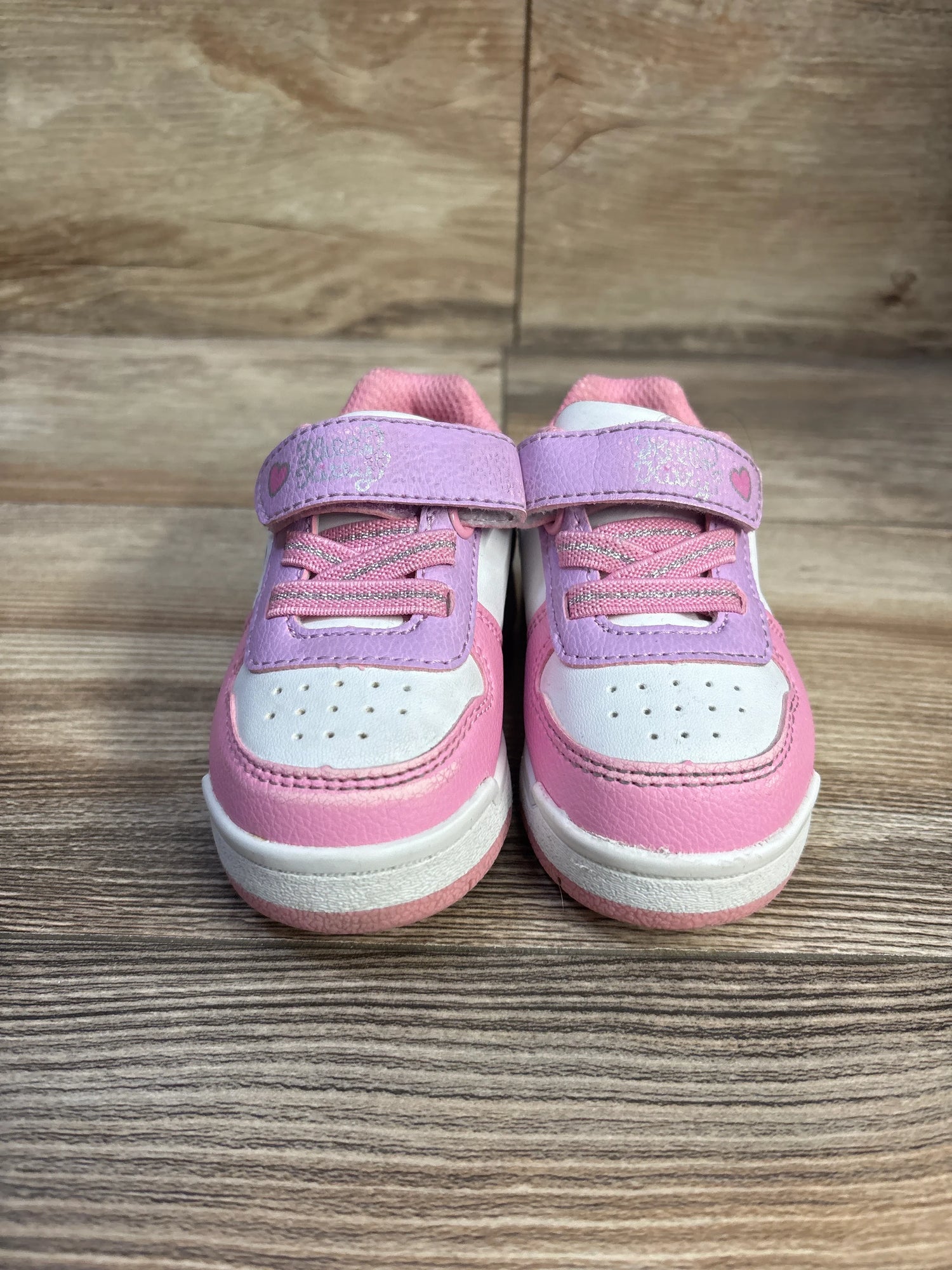 Hello Kitty & Friends Hook & Loop Casual Sneakers White sz 5c