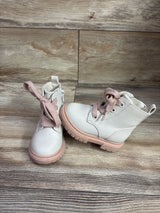 Cat & Jack Amaya Combat Boots Ivory sz 5c