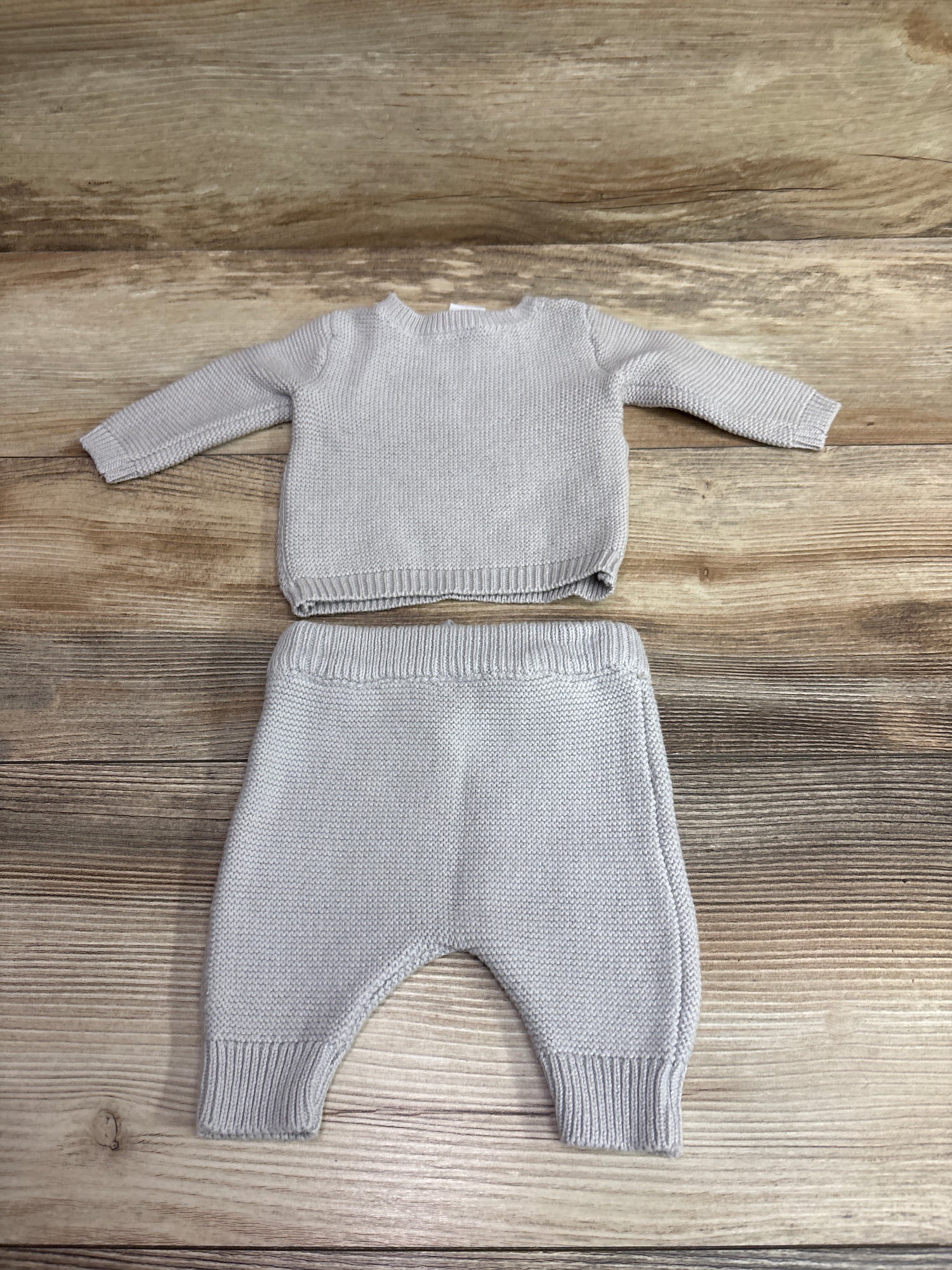 Just One You 2pc Knit Sweater & Pants Set Grey sz Newborn