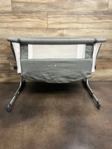 Baby Delight Beside Me Dreamer Bassinet & Bedside Sleeper in Grey