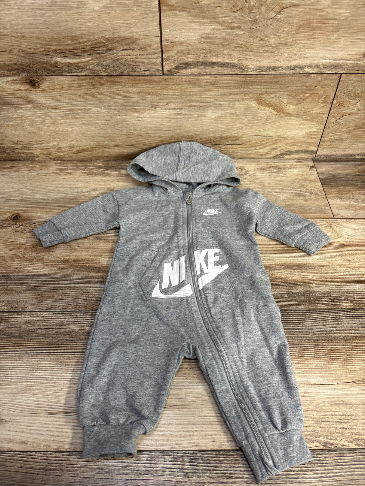 Nike Play All Day Hooded Coverall in Grey sz 6m