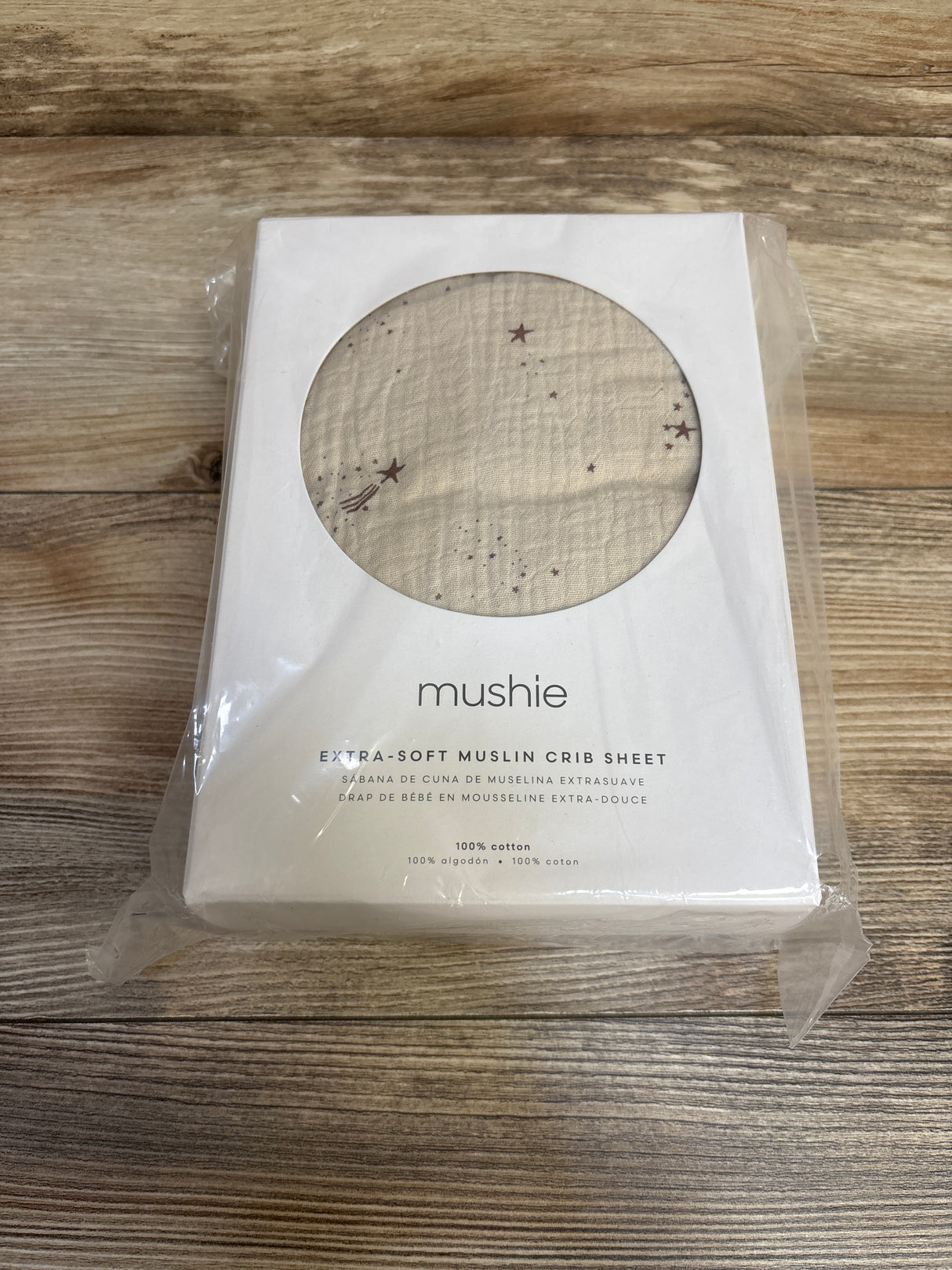 NEW Mushie Extra Soft Muslin Crib Sheet in Falling Stars