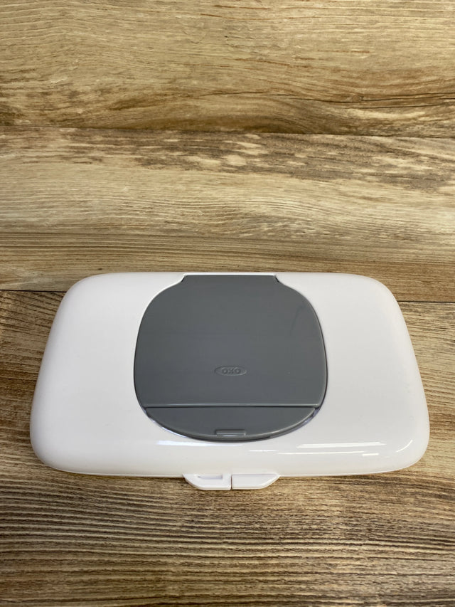 OXO Tot On-The-Go Wipes Dispenser White - Me n Mommy To Be