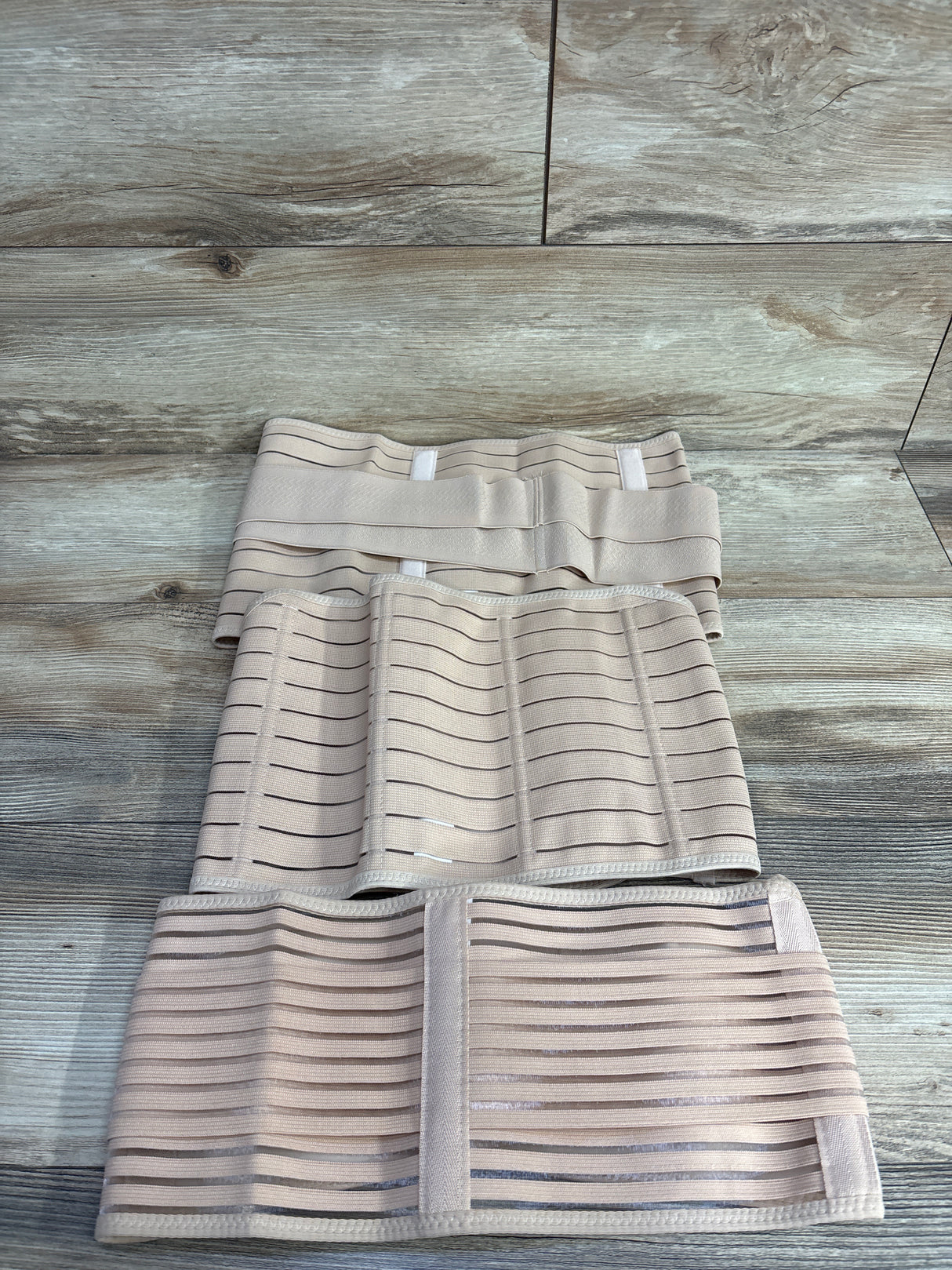 ChongErfei 3 in 1 Postpartum Support Beige One Size