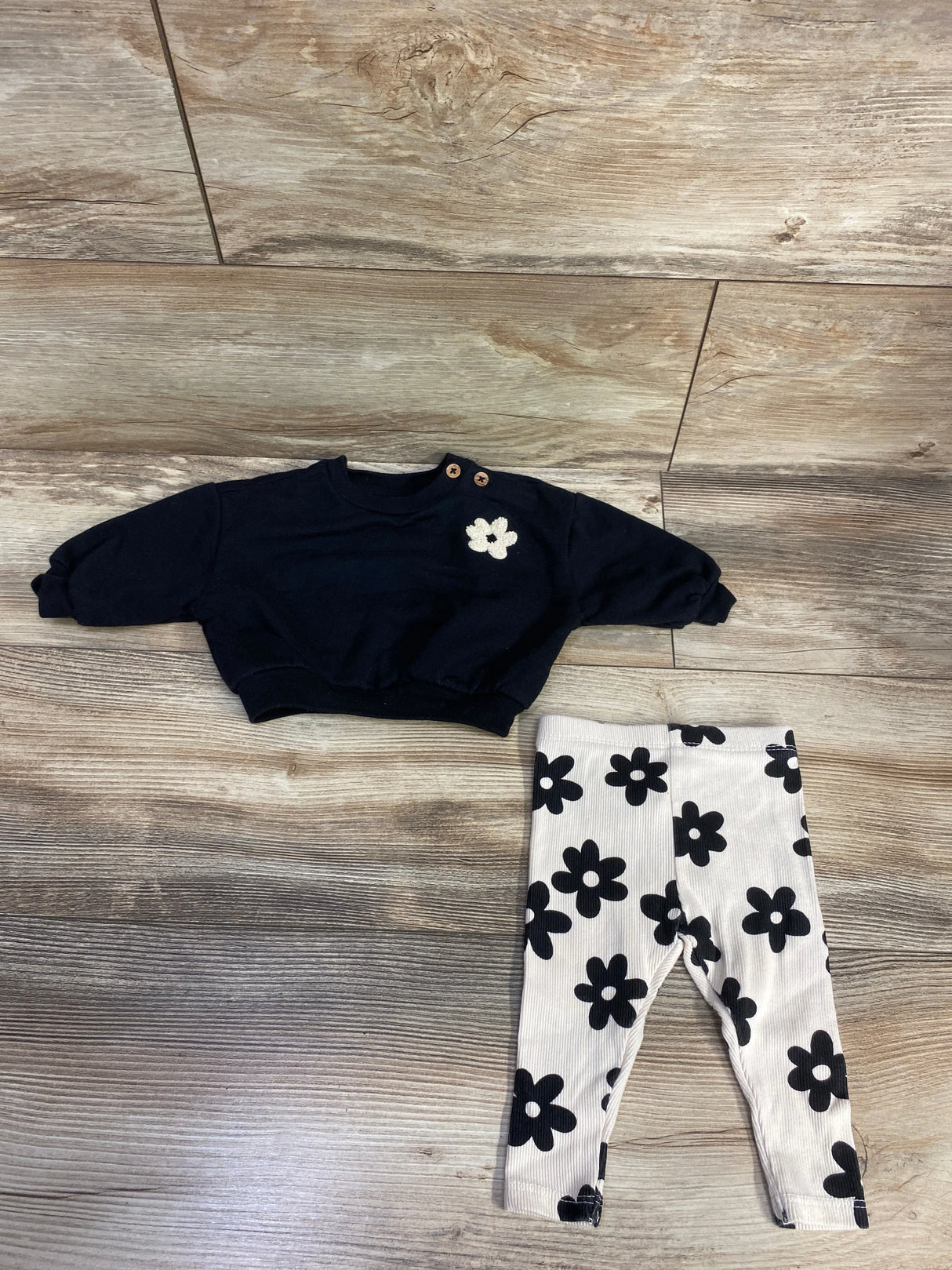 Cat & Jack 2pc Sweatshirt & Ribbed Leggings Set Black sz 0-3m